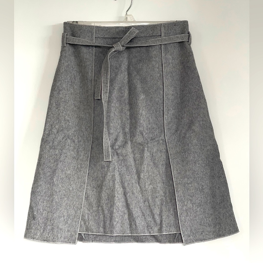 Women’s lady skirt. Wool blend. Zara Basic. Grey color. Size S